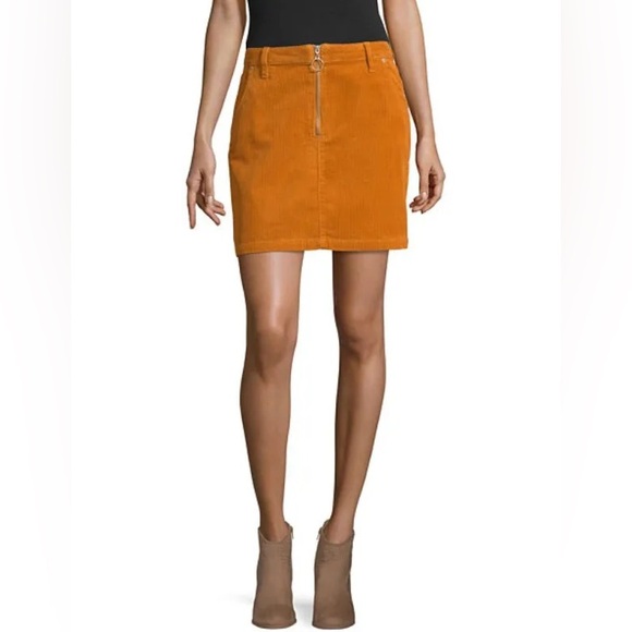 Arizona Juniors Mustard Corduroy Size 1 Skirt - Picture 1 of 4